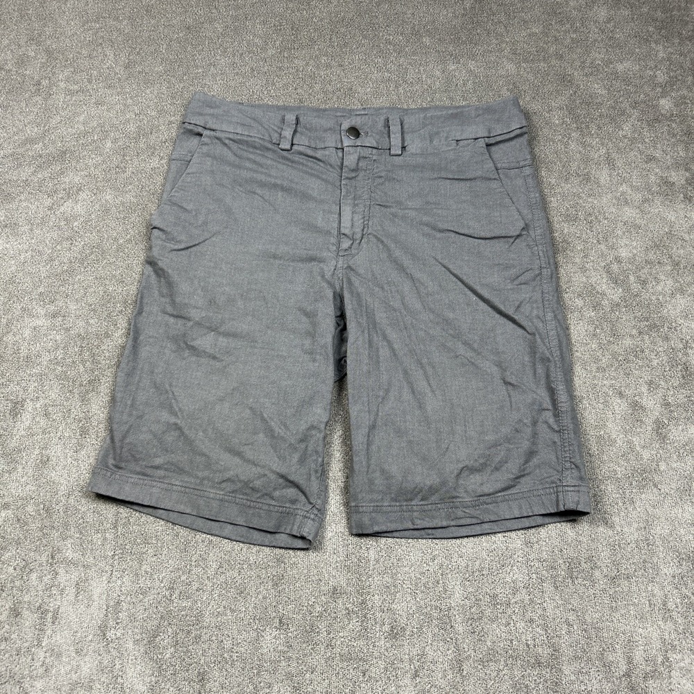 Lululemon The Works Short Mens 32 x 11 Gray Chino Casual Stretch Shorts